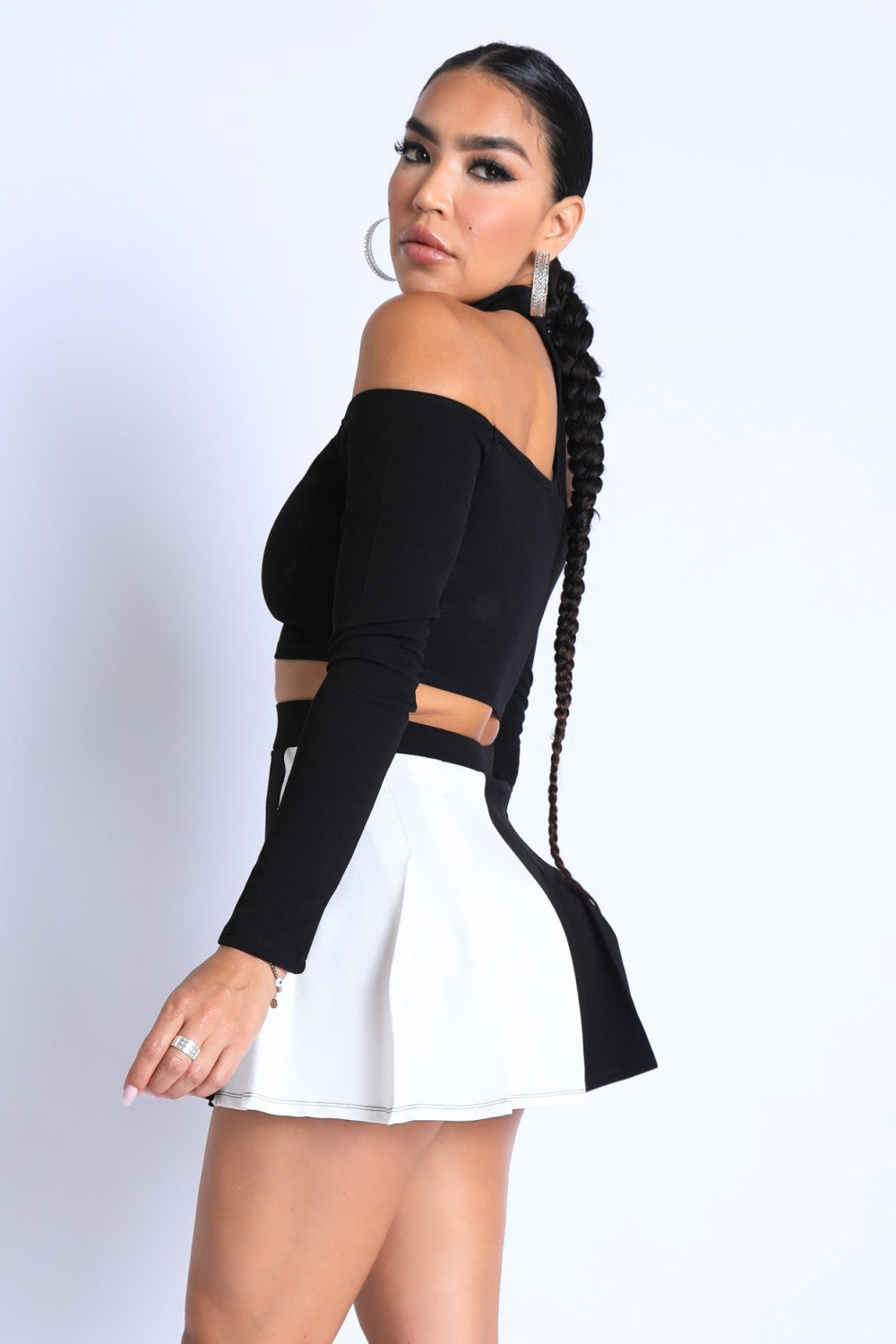 Black Choker Off-shoulder Women's Top Set